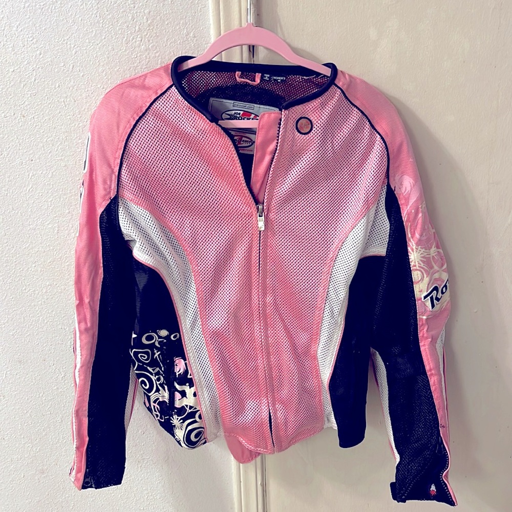 Motorcycle jacket for women